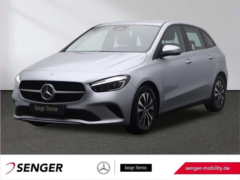 Silber Gebraucht 2024 Mercedes B180 Van / Kleinbus | 29.690 € (Superpreis) - Bild 1/3