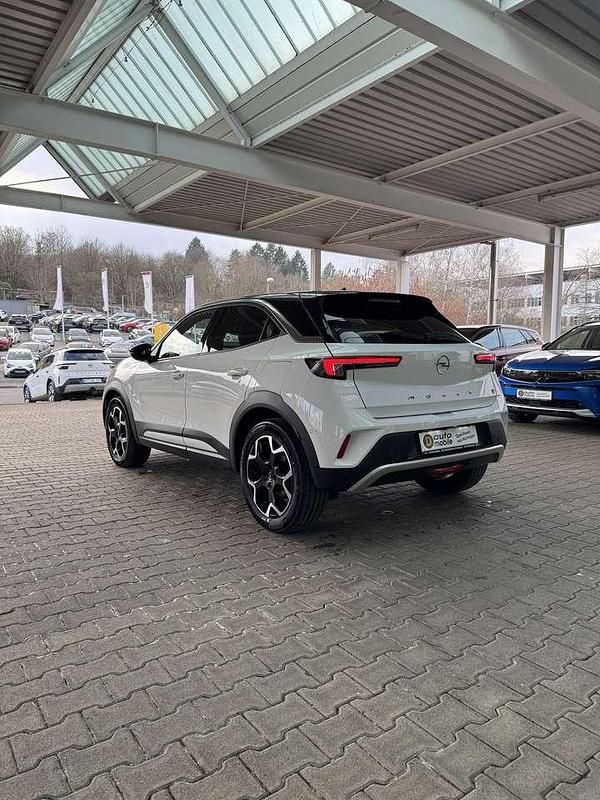 Gebraucht Opel Mokka-e Ultimate 100 kW (136 PS) 2022 Jade weiss/arktis weiss SUV