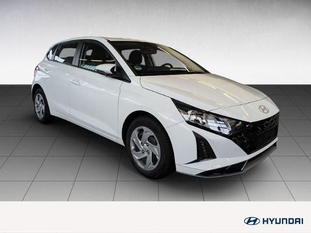 Gebraucht Hyundai i20 Select 101 PS (74 kW) 2025 Weiss Kleinwagen