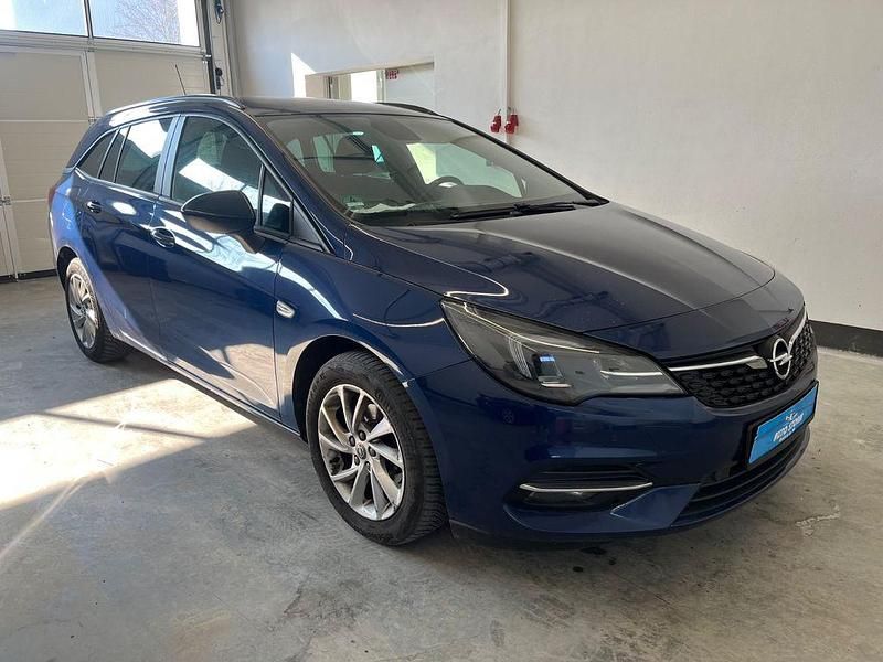 Gebraucht Opel Astra Edition 122 PS (89 kW) 2021 Nautic blau Kombi