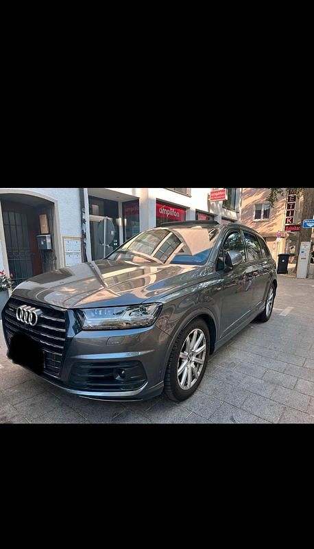 Gebraucht Audi Q7 Ambiente 286 PS (210 kW) 2019 Grau SUV