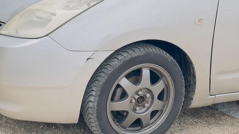 Gebraucht Toyota Prius 110 PS (80 kW) 2003 Grau Limousine