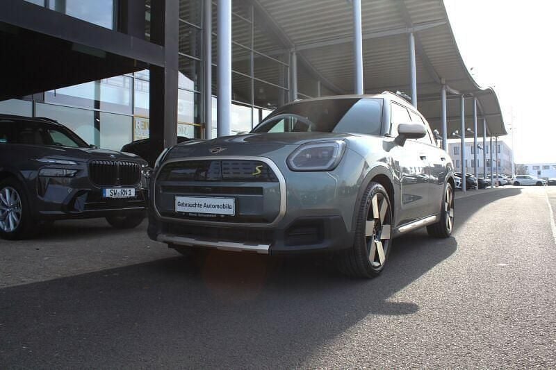 Grün Gebraucht 2024 Mini Countryman SUV | 45.890 € - Bild 1/4