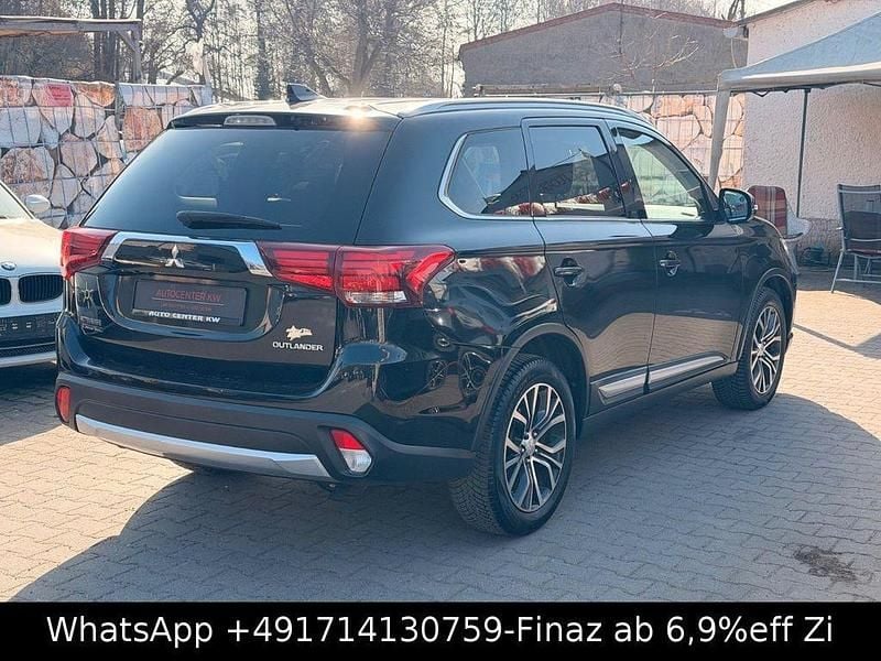 Gebraucht Mitsubishi Outlander Edition 150 PS (110 kW) 2017 Schwarz SUV