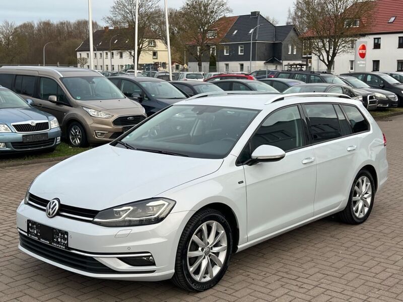 Silber Gebraucht 2018 VW Golf VII Join Kombi | 11.199 € (Etwas zu teuer) - Bild 1/4