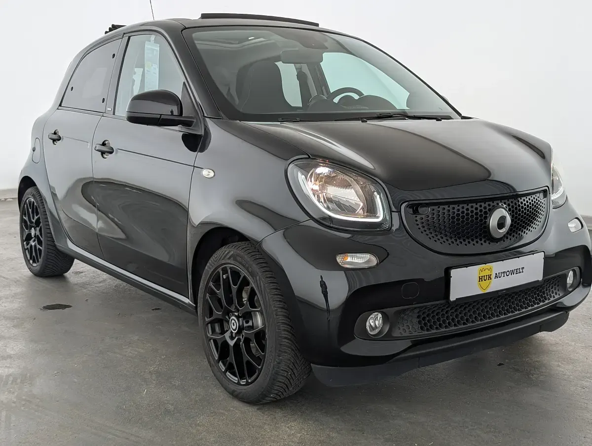 Gebraucht Smart ForFour Passion 90 PS (66 kW) 2016 Schwarz Kleinwagen