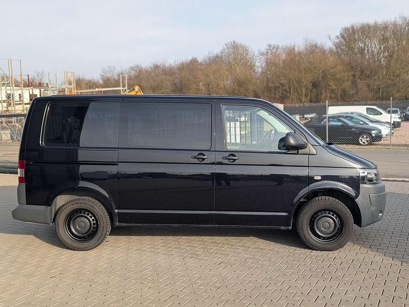 Gebraucht VW Transporter 140 PS (102 kW) 2013 Deep black perleffekt Van