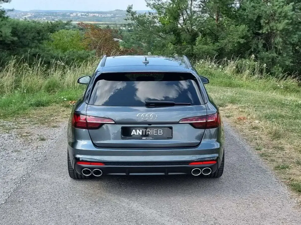 Gebraucht Audi S4 Ambiente 347 PS (255 kW) 2019 Grau Kombi