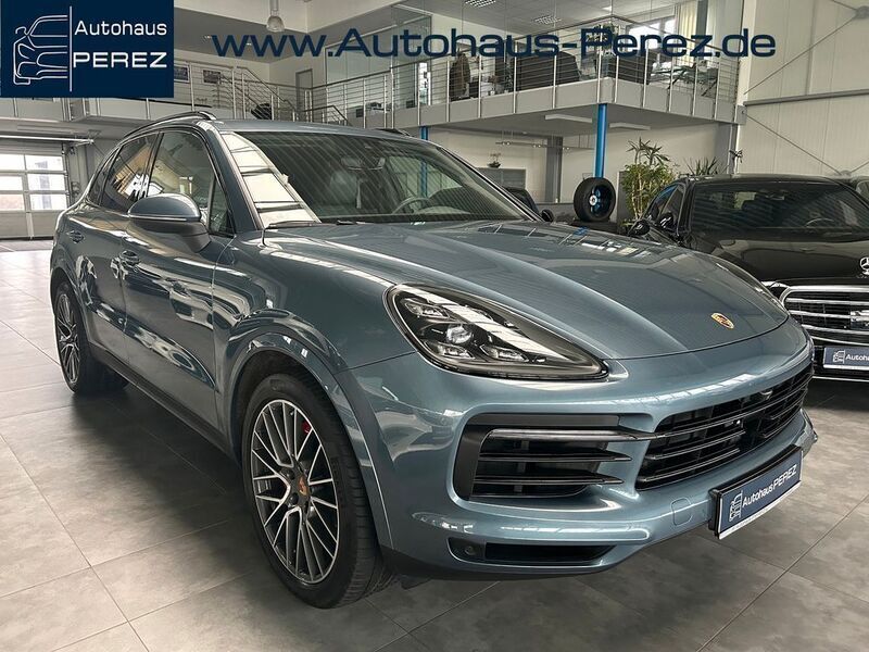 Blau Gebraucht 2018 Porsche Cayenne SUV | 57.899 € (Teuer) - Bild 1/4