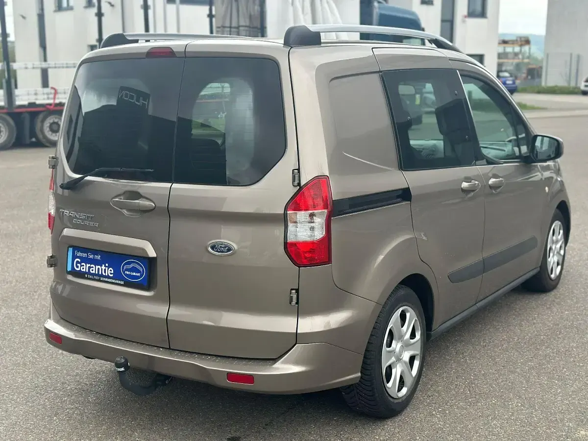 Gebraucht Ford Transit 101 PS (74 kW) 2019 Silber Kombi