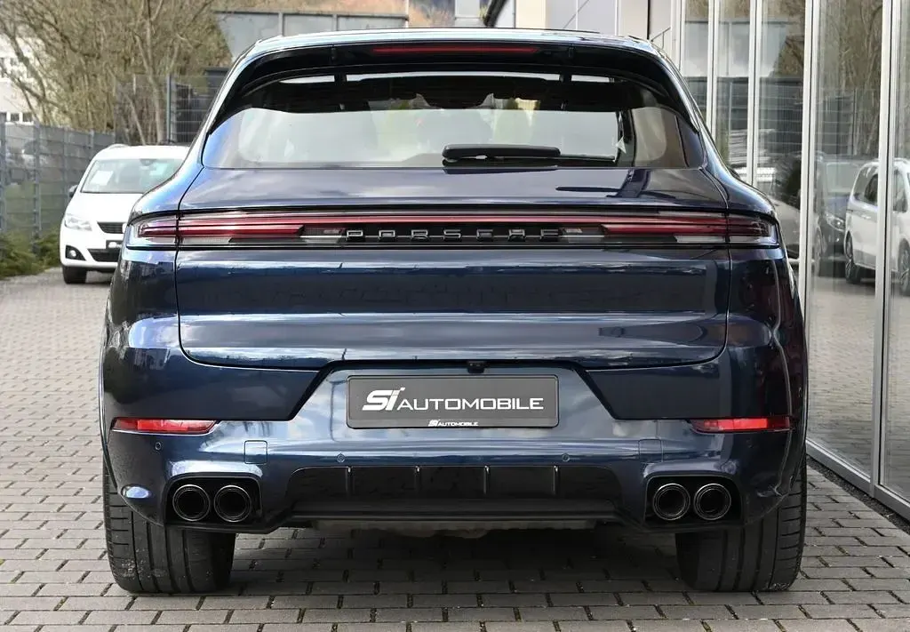 Gebraucht Porsche Cayenne E-Hybrid Sport 470 PS (345 kW) 2024 Blau SUV