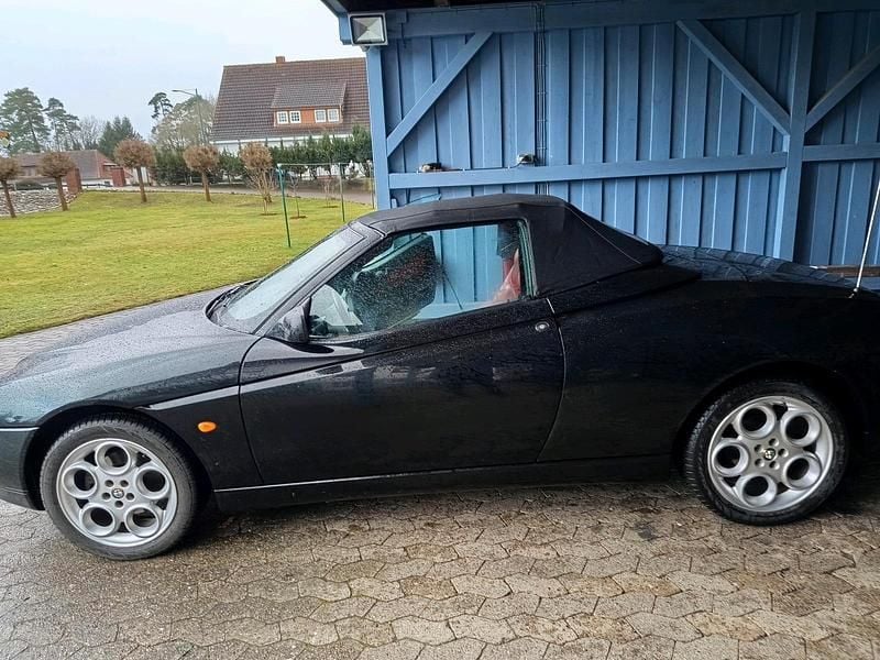 Gebraucht Alfa Romeo Spider 155 PS (114 kW) 1998 Schwarz Cabrio