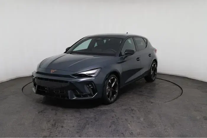 Neu Cupra Leon 150 PS (110 kW) 2026 Blau, fjordblau Limousine