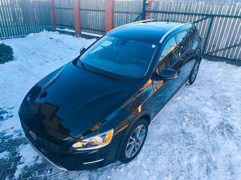 Gebraucht Volvo V60 CC 250 PS (183 kW) 2018 Schwarz Kombi