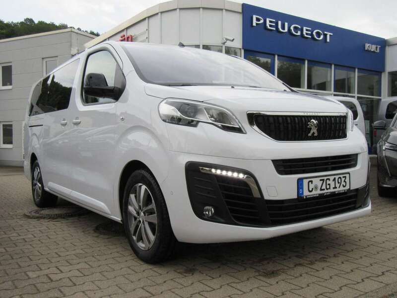 Gebraucht Peugeot Traveller Active 177 PS (130 kW) 2023 Weiß Van / Kleinbus