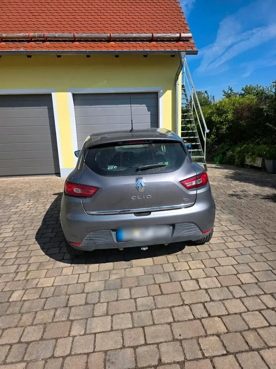 Gebraucht Renault Clio IV 90 PS (66 kW) 2013 Grau Kleinwagen