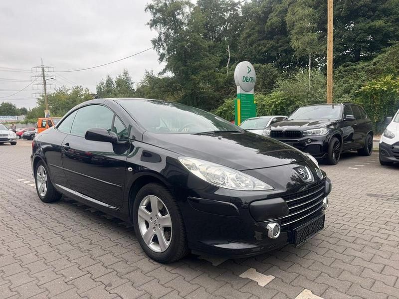 Gebraucht 2006 Peugeot 307 CC Tendance Cabrio | 4.490 € (Etwas zu teuer) - Bild 1/4