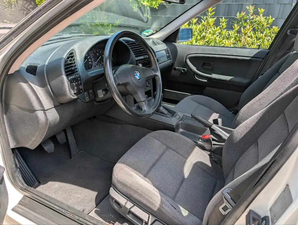 Gebraucht BMW 316 99 PS (72 kW) 1994 Weiß Cabrio