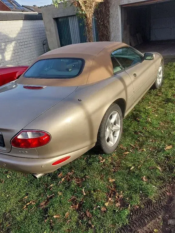 Gebraucht Jaguar XK8 284 PS (208 kW) 2001 Gold Cabrio