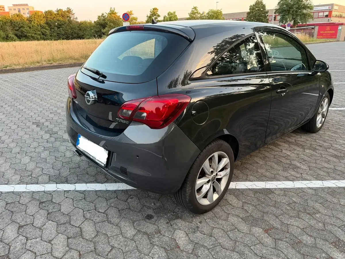 Gebraucht Opel Corsa 115 PS (84 kW) 2015 Schwarz Kleinwagen