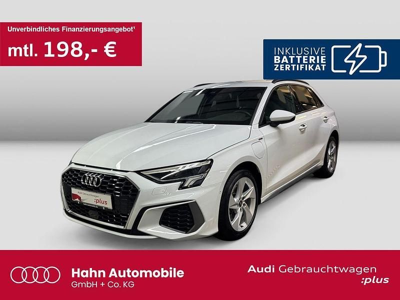 Weiß Gebraucht 2022 Audi A3 Sportback e-tron S-Line Limousine | 25.930 € (Superpreis) - Bild 1/3