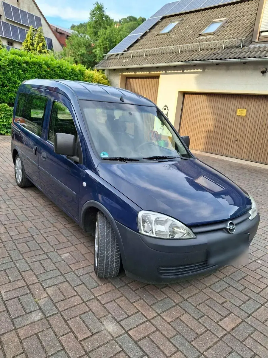 Gebraucht Opel Combo 90 PS (66 kW) 2009 Blau Van / Kleinbus