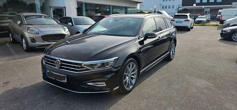 Gebraucht VW Passat R-line 239 PS (175 kW) 2020 Schwarz Kombi