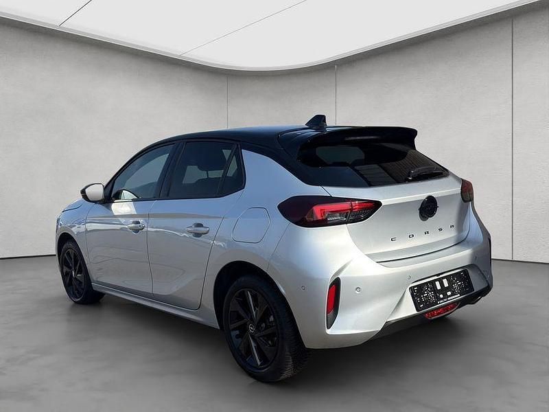 Gebraucht Opel Corsa 101 PS (74 kW) 2025 Kristall silber metallic Kleinwagen
