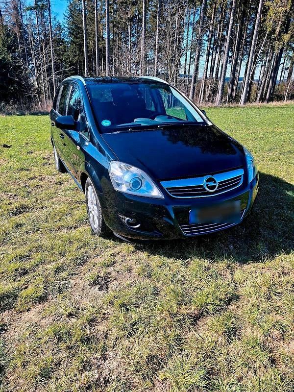 Gebraucht Opel Zafira 125 PS (91 kW) 2013 Schwarz Van / Kleinbus