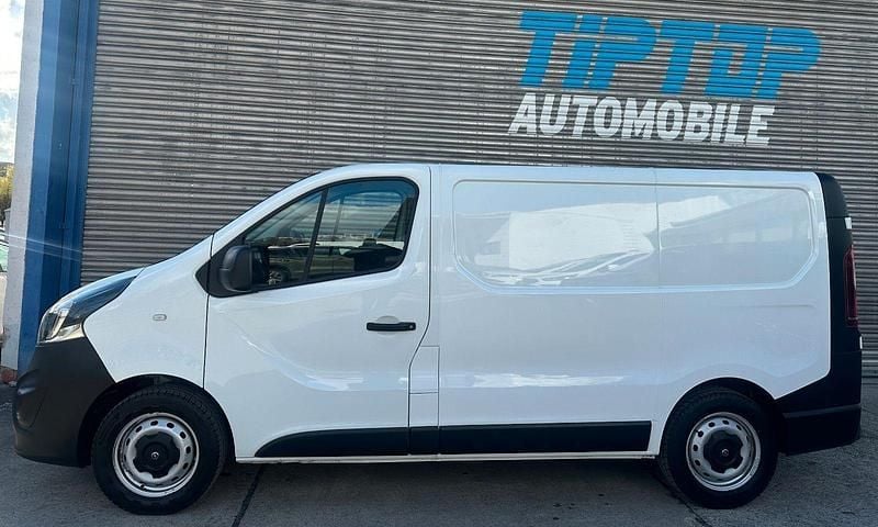 Second-hand Opel Vivaro 121 CP (88 kW) 2018 Alb Monovolum