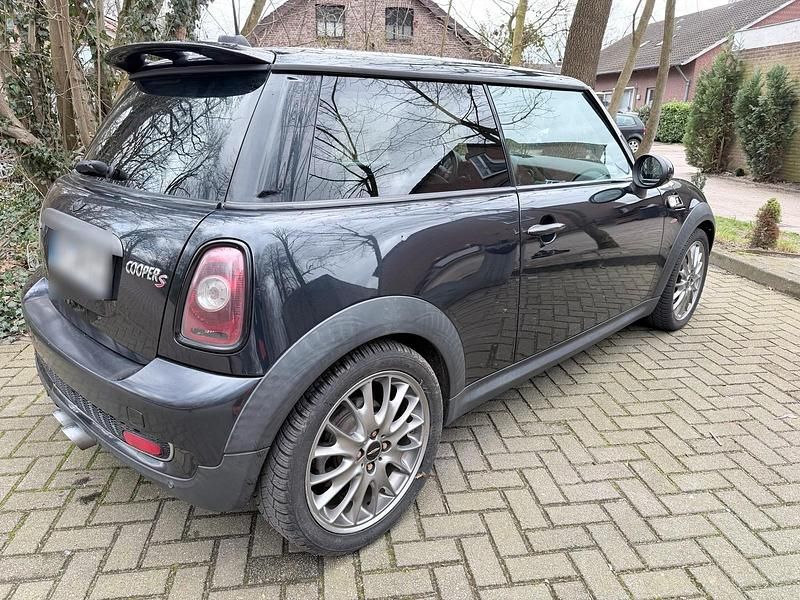Gebraucht Mini John Cooper Works 191 PS (140 kW) 2008 Schwarz Kleinwagen
