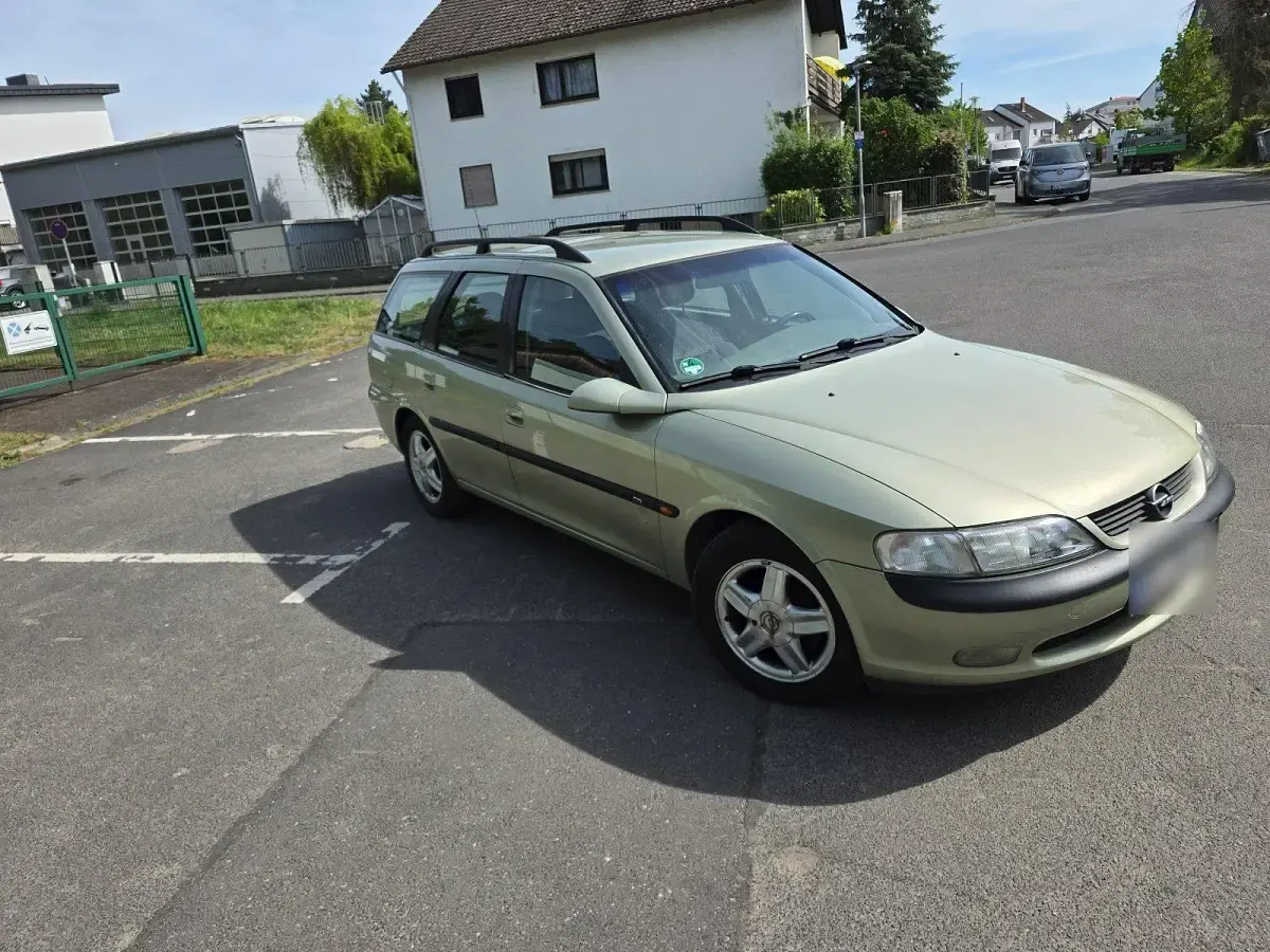 Gebraucht Opel Vectra 1997 Grün Kombi