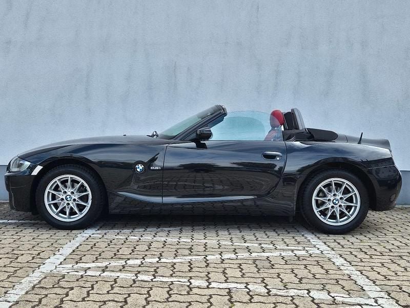 Gebraucht BMW Z4 177 PS (130 kW) 2006 Schwarz Cabrio