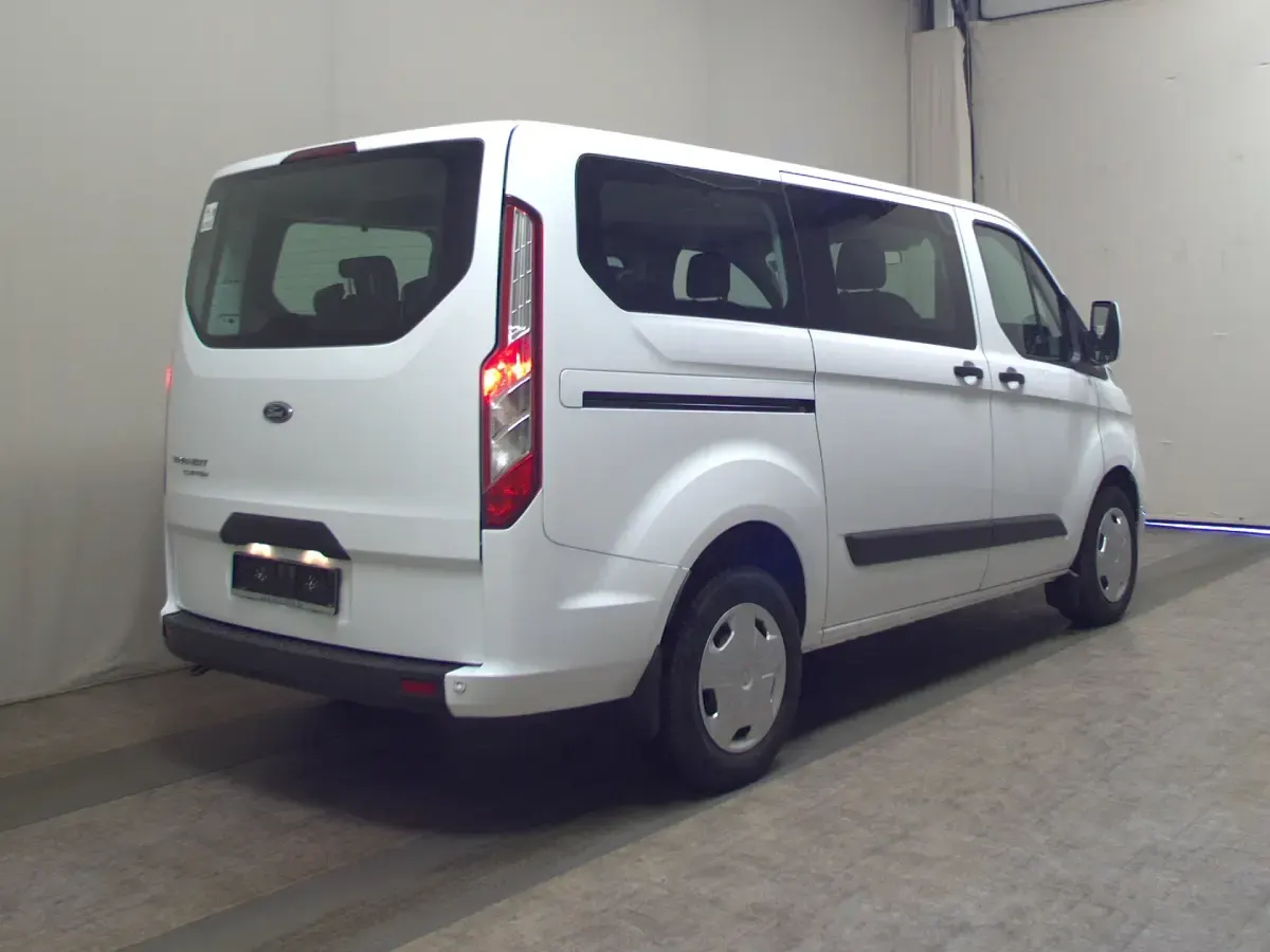 Używany Ford Transit Custom Trend 150 KM (110 kW) 2022 Biały Kombi