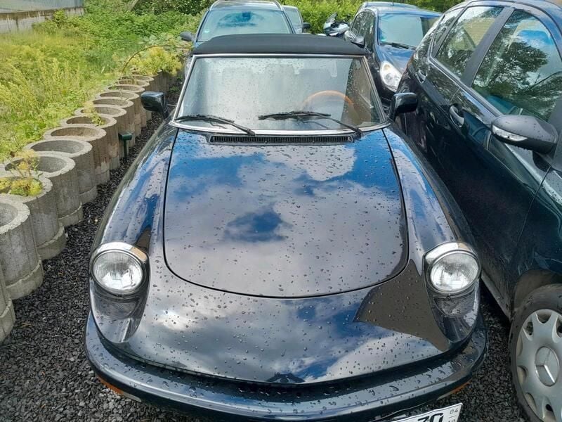 Schwarz Gebraucht 1993 Alfa Romeo Spider Cabrio | 15.500 € - Bild 1/4