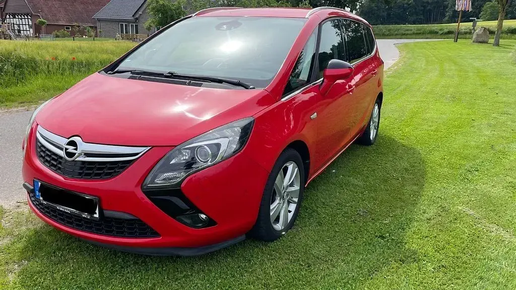 Gebraucht Opel Zafira Tourer Innovation 140 PS (102 kW) 2015 Rot Van / Kleinbus