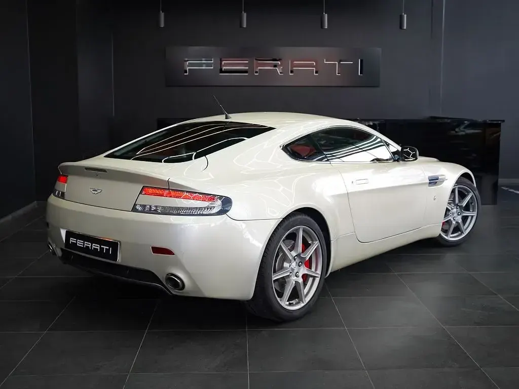 Gebraucht Aston Martin V8 Vantage 385 PS (283 kW) 2007 Weiß