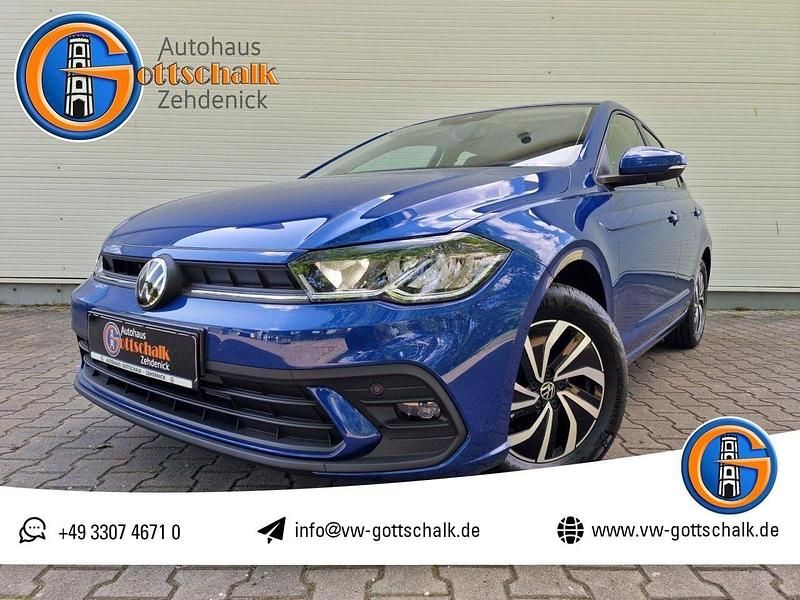 Gebraucht VW Polo Life 95 PS (69 kW) 2024 Blau Kleinwagen