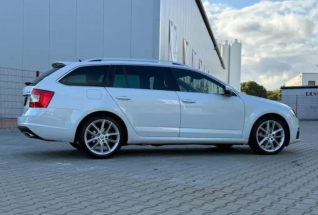 Gebraucht Skoda Octavia RS 184 PS (135 kW) 2016 Weiß Kombi