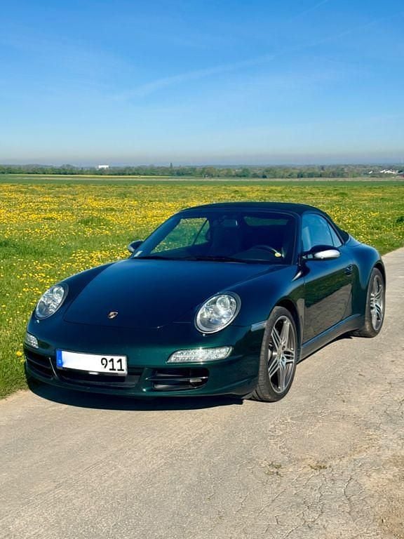 Usata Porsche 911 325 CV (239 kW) 2008 Verde Cabrio