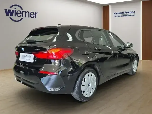 Käytetty BMW 116 Performance 109 HP (80 kW) 2023 Musta Viistoperä