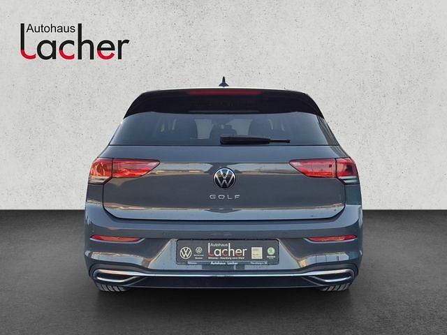 Gebraucht VW Golf VIII Active 150 PS (110 kW) 2022 Grau Limousine