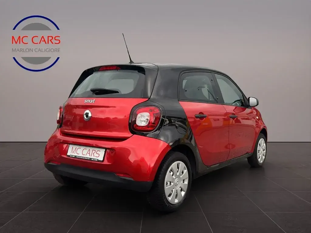 Gebraucht Smart ForFour 71 PS (52 kW) 2019 Schwarz Kleinwagen