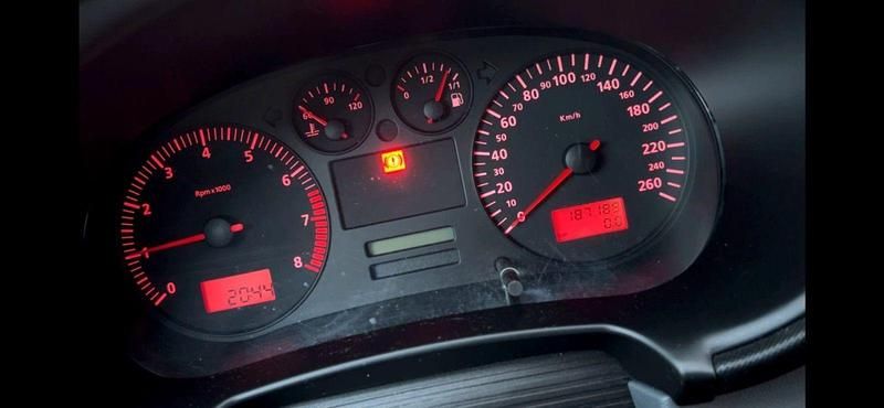 Usata Seat Toledo 160 CV (117 kW) 2000 Argento Berlina