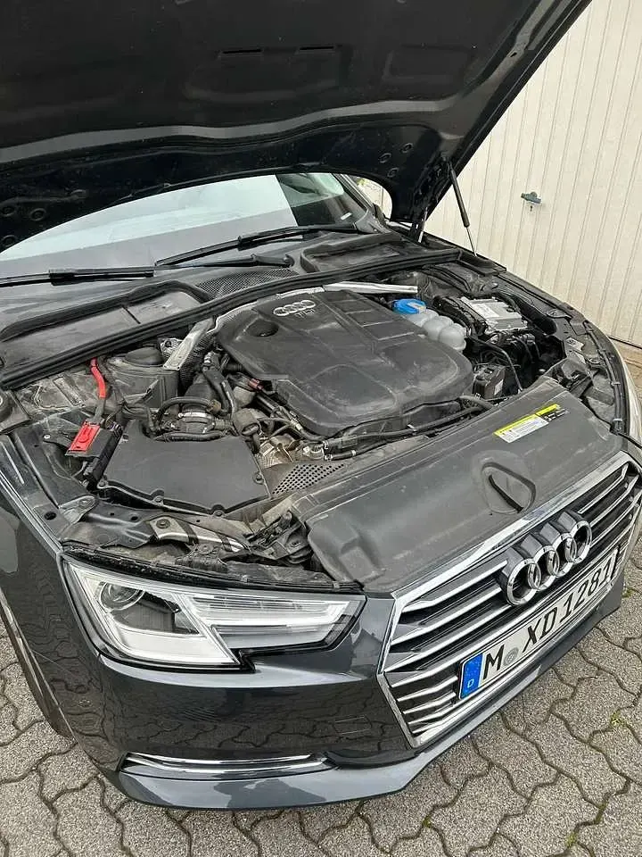 Gebraucht Audi A4 Design 150 PS (110 kW) 2018 Grau Kombi
