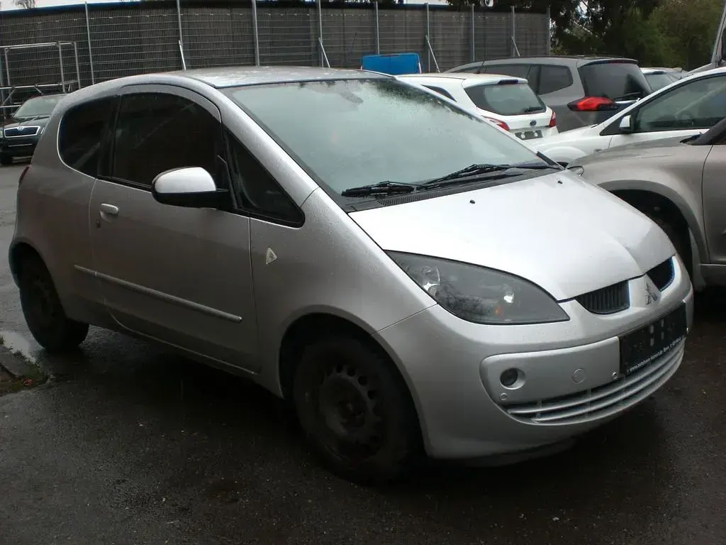 Gebraucht Mitsubishi Colt Motion 95 PS (69 kW) 2008 Silber