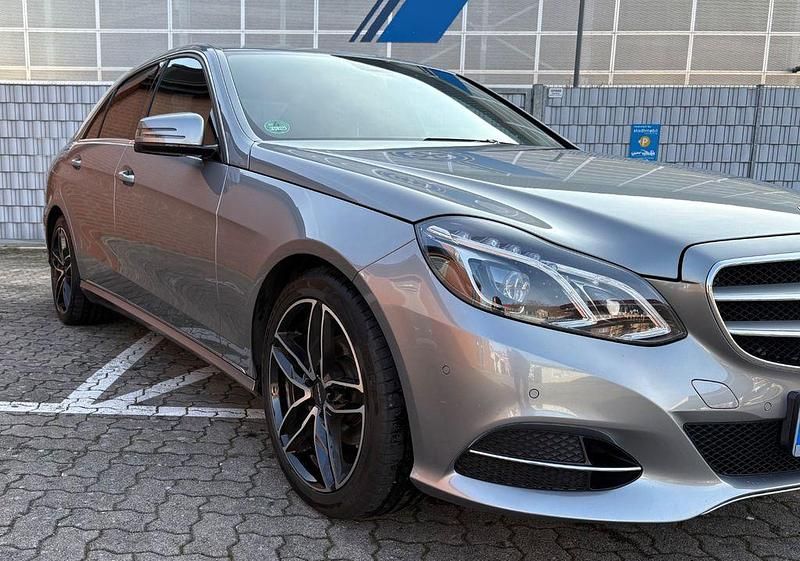 Gebraucht Mercedes E200 Avantgarde 184 PS (135 kW) 2013 Grau Limousine