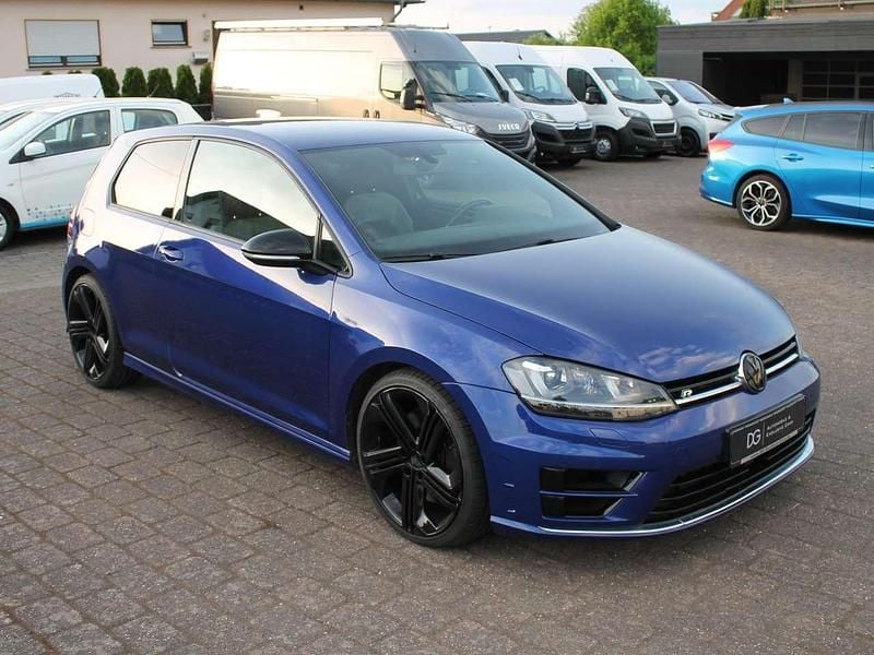 Lapiz blue metallic Gebraucht 2015 VW Golf VII R Kleinwagen | 15.950 € (Guter Preis) - Bild 1/4
