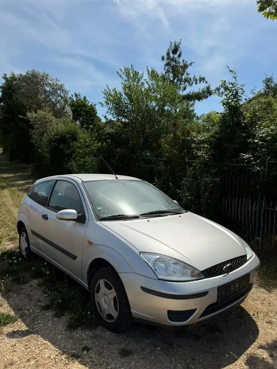 Gebraucht Ford Focus 75 PS (55 kW) 2003 Silber Kleinwagen