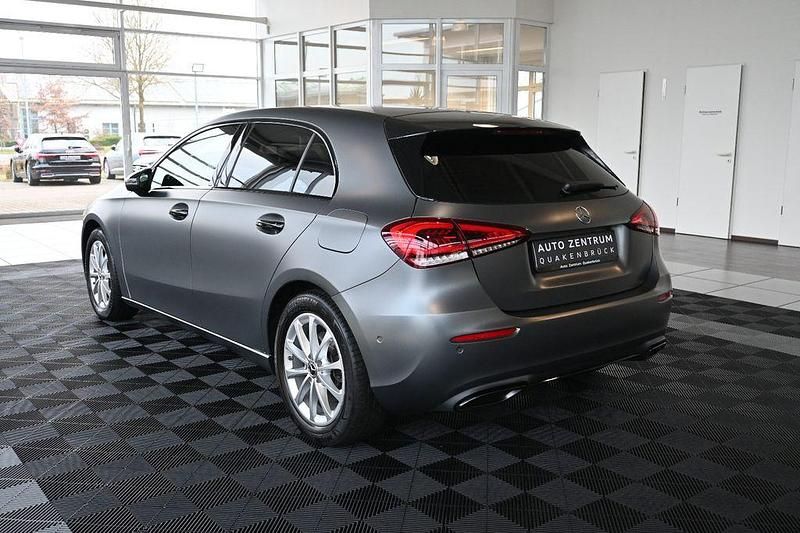 Gebraucht Mercedes A220 Progressive 190 PS (139 kW) 2019 Silber Limousine